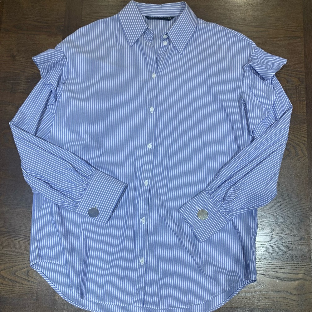 NWOT Zara Blue & White Pinstripe Button Down Shirt